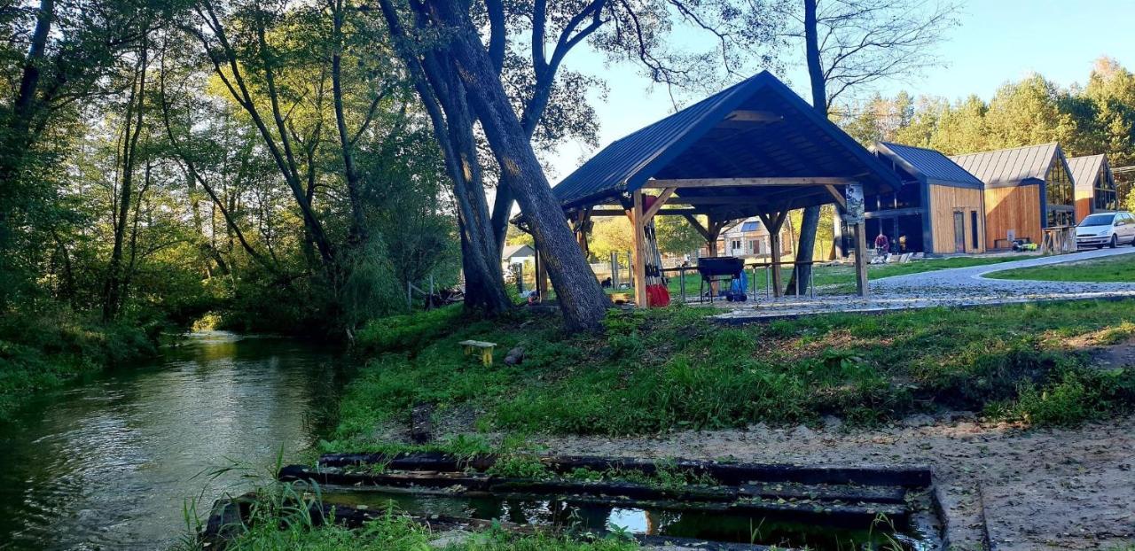 Hotel Bursztynowy Jozefow na Wisla المظهر الخارجي الصورة