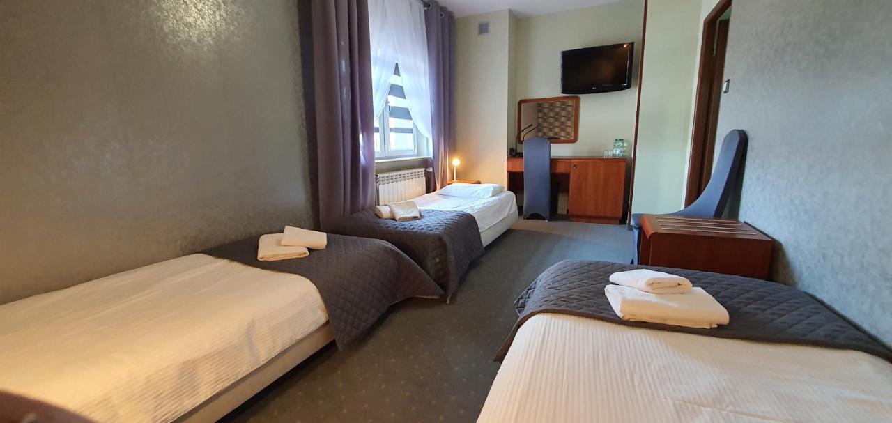 Hotel Bursztynowy Jozefow na Wisla المظهر الخارجي الصورة