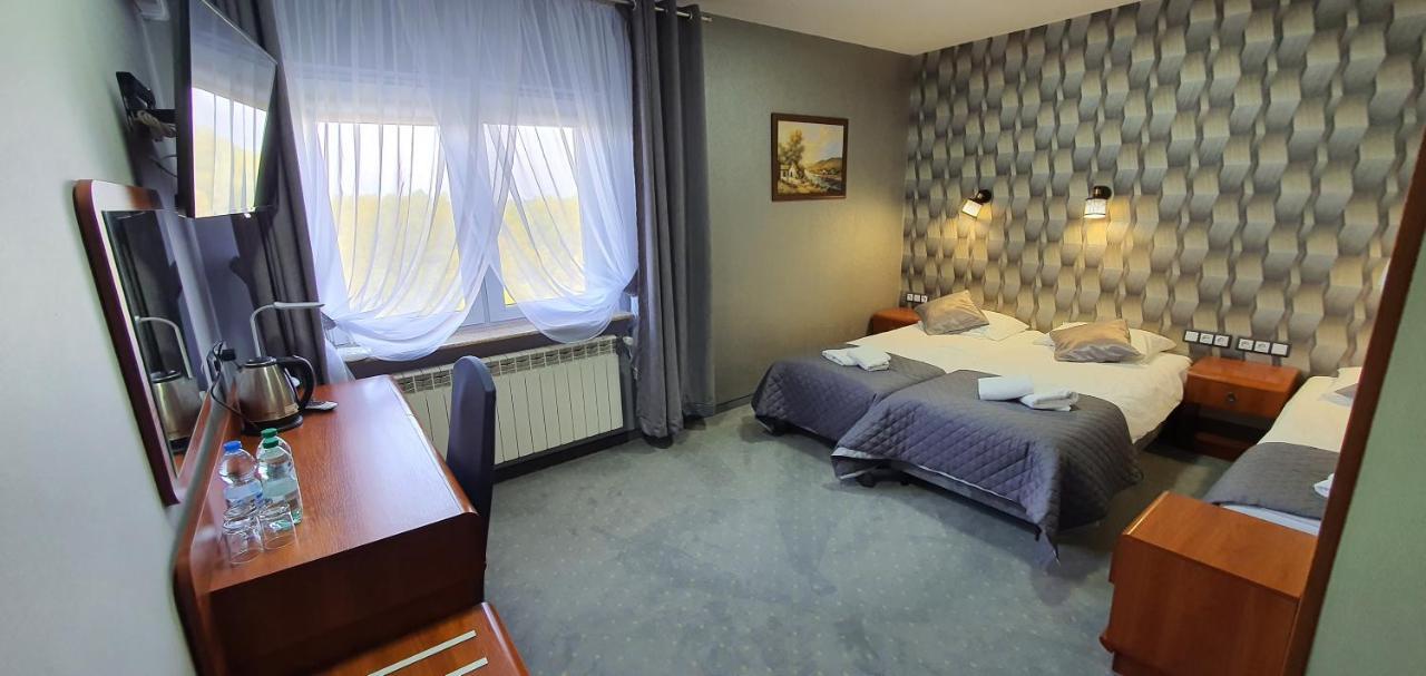 Hotel Bursztynowy Jozefow na Wisla المظهر الخارجي الصورة