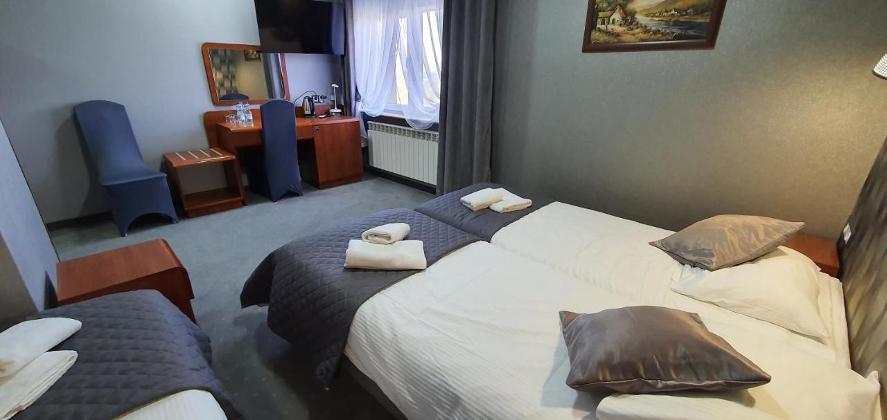 Hotel Bursztynowy Jozefow na Wisla المظهر الخارجي الصورة