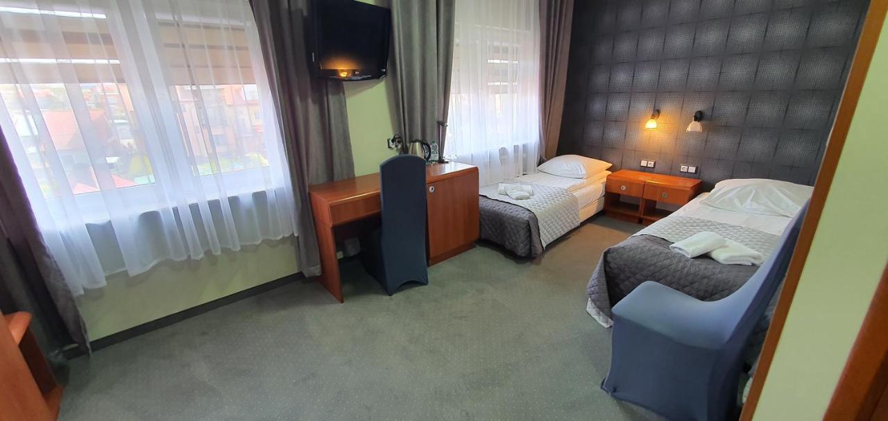 Hotel Bursztynowy Jozefow na Wisla المظهر الخارجي الصورة