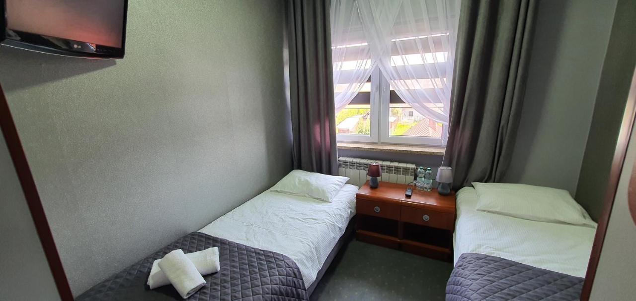 Hotel Bursztynowy Jozefow na Wisla المظهر الخارجي الصورة