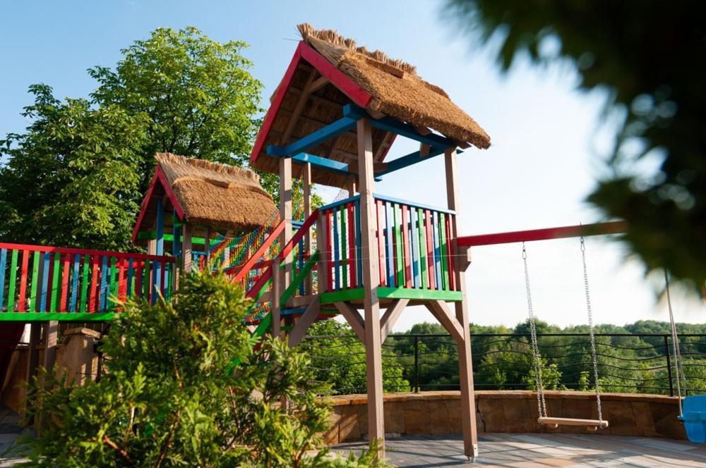Hotel Bursztynowy Jozefow na Wisla المظهر الخارجي الصورة