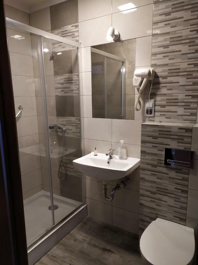 Hotel Bursztynowy Jozefow na Wisla المظهر الخارجي الصورة