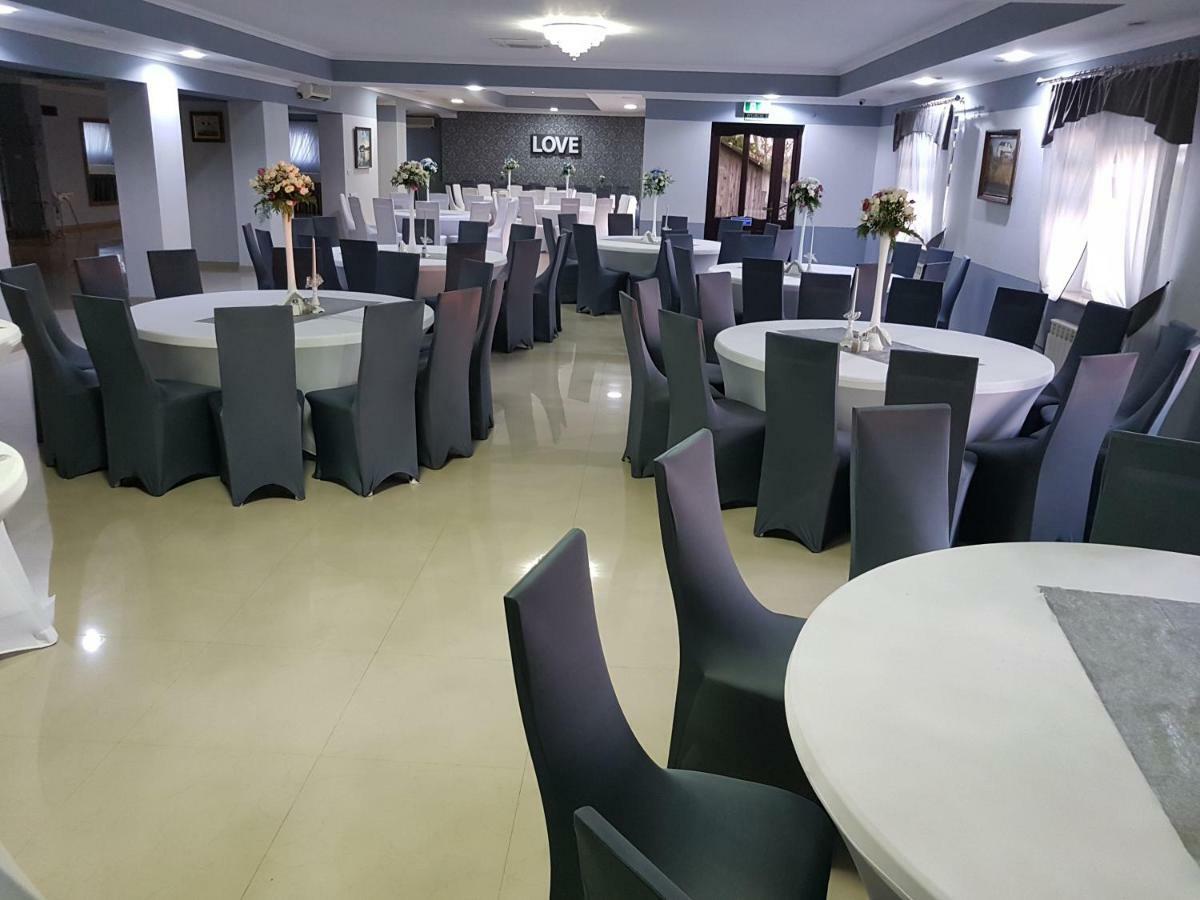 Hotel Bursztynowy Jozefow na Wisla المظهر الخارجي الصورة