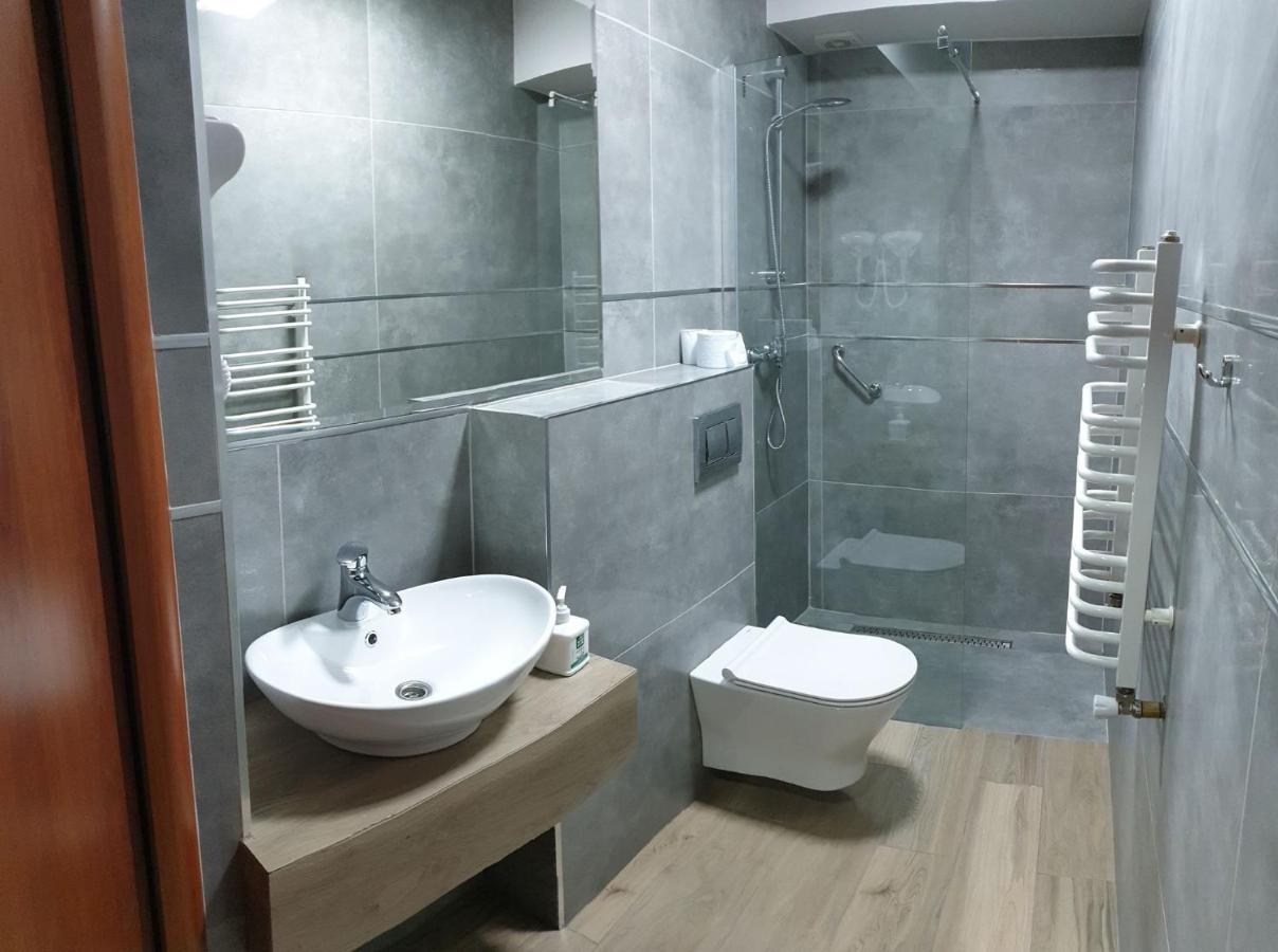 Hotel Bursztynowy Jozefow na Wisla المظهر الخارجي الصورة