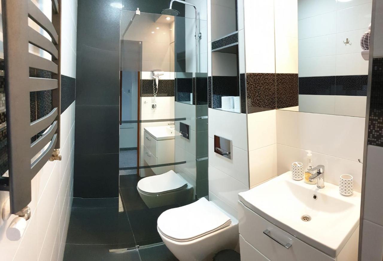Hotel Bursztynowy Jozefow na Wisla المظهر الخارجي الصورة