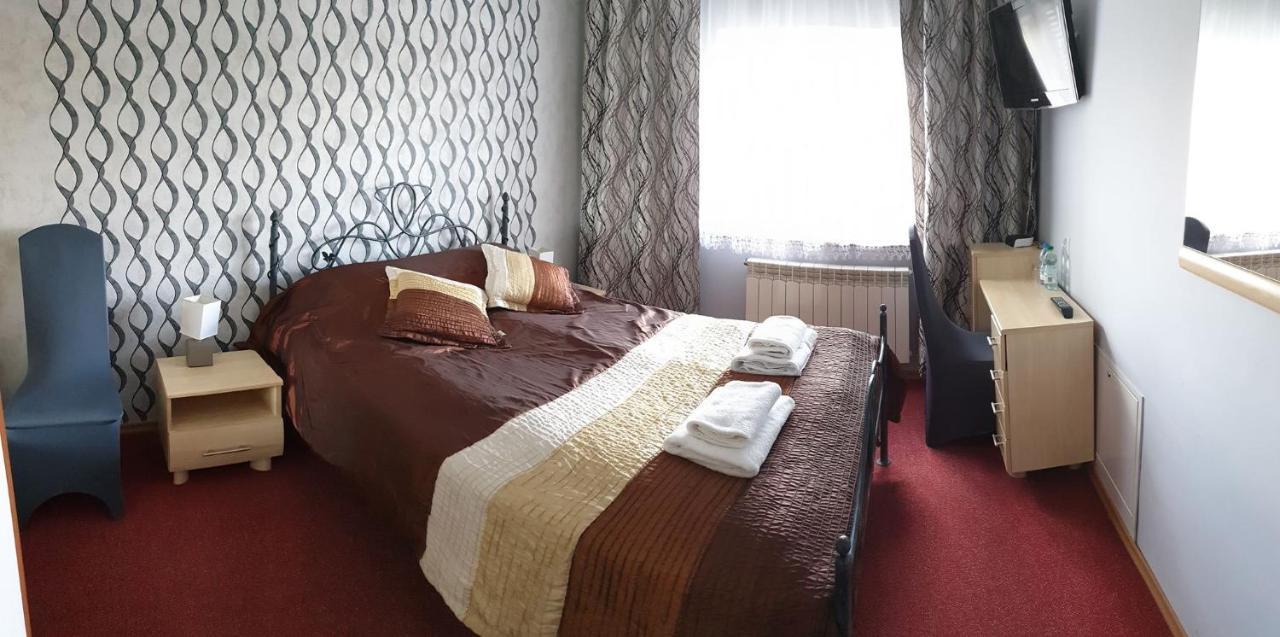 Hotel Bursztynowy Jozefow na Wisla المظهر الخارجي الصورة