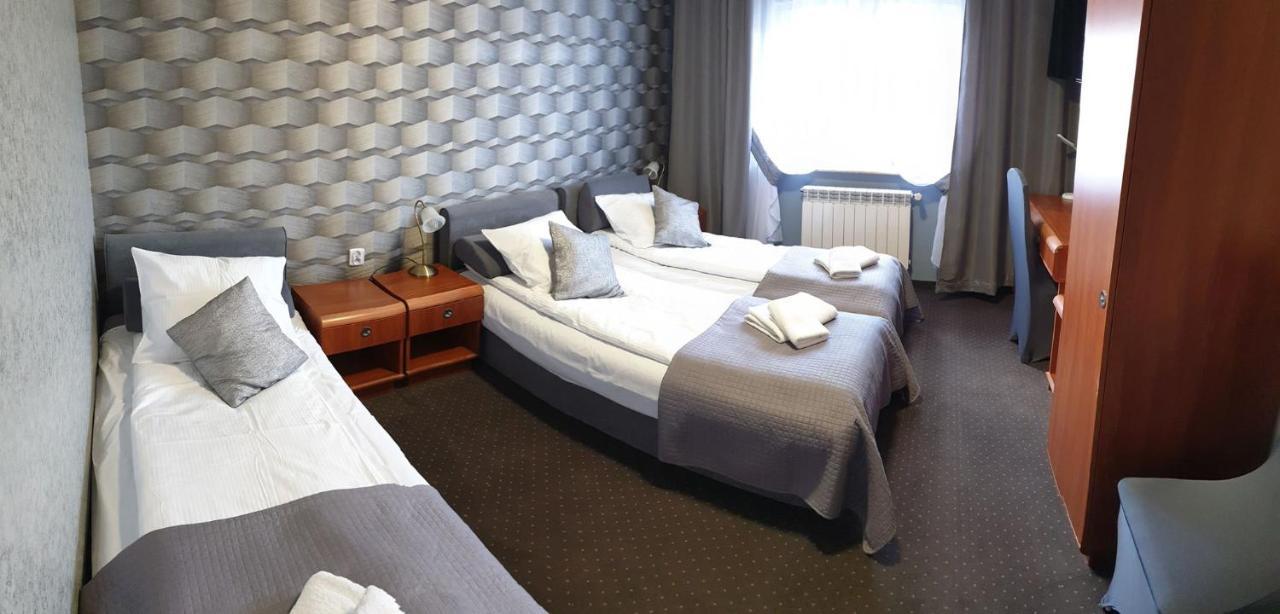Hotel Bursztynowy Jozefow na Wisla المظهر الخارجي الصورة