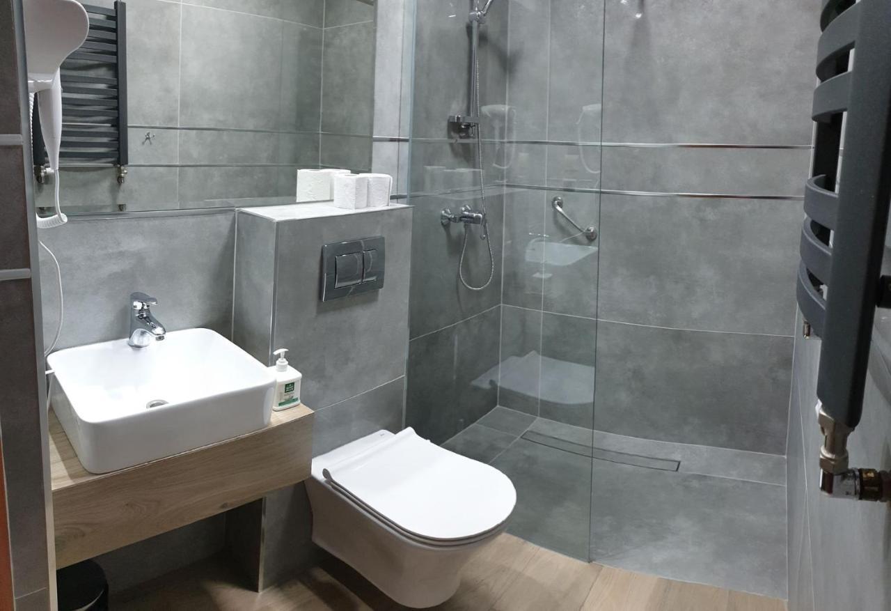 Hotel Bursztynowy Jozefow na Wisla المظهر الخارجي الصورة